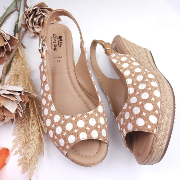 Softspots Shoes - Soft Spots White Tan Polka-dot Mini Platform Wedge Sz 39